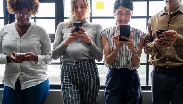 Szerinted mennyivel okosabb nálad a telefonod?